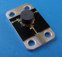 RADITEK微帶隔離器和微帶環行器插入式